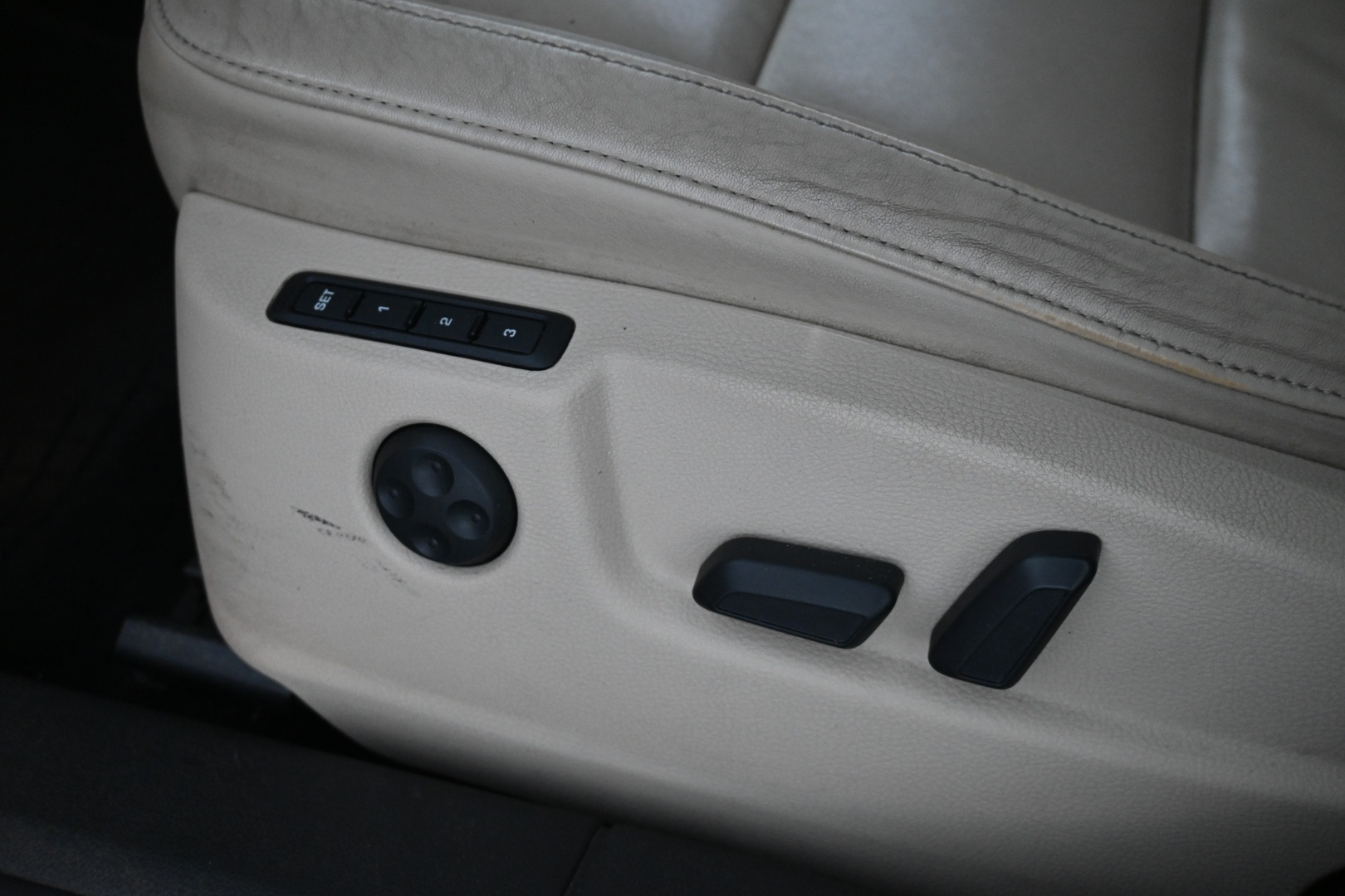 SKODA Superb 2014