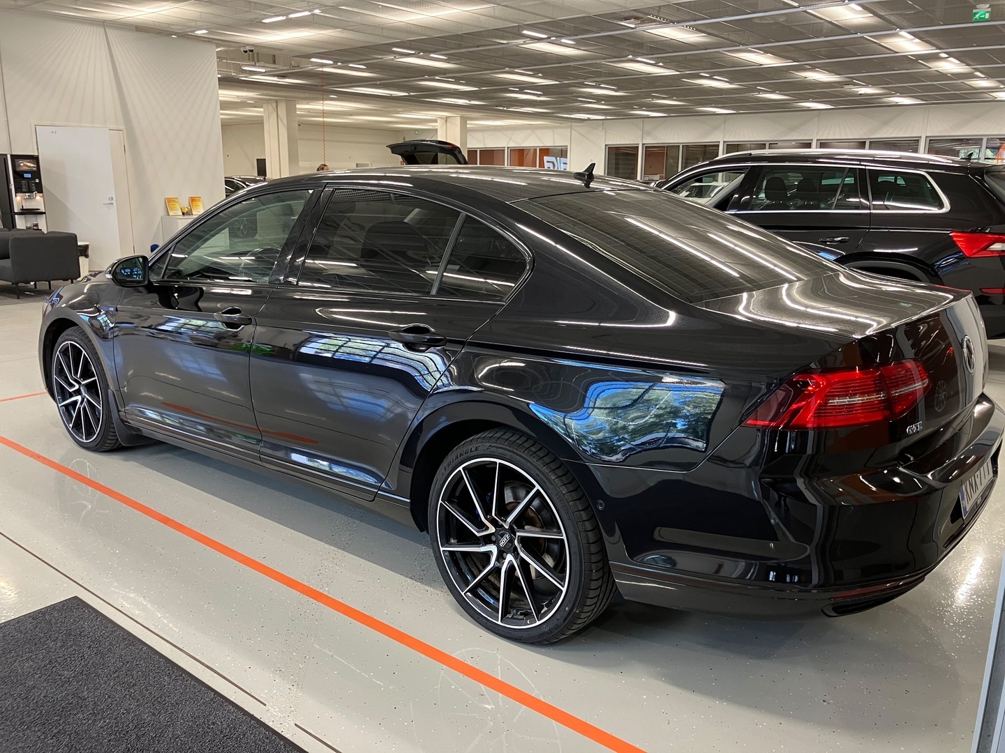 VOLKSWAGEN Passat 2017