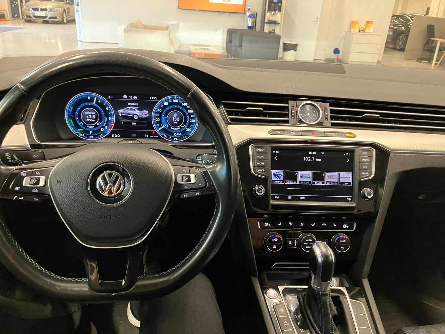 VOLKSWAGEN Passat 2017