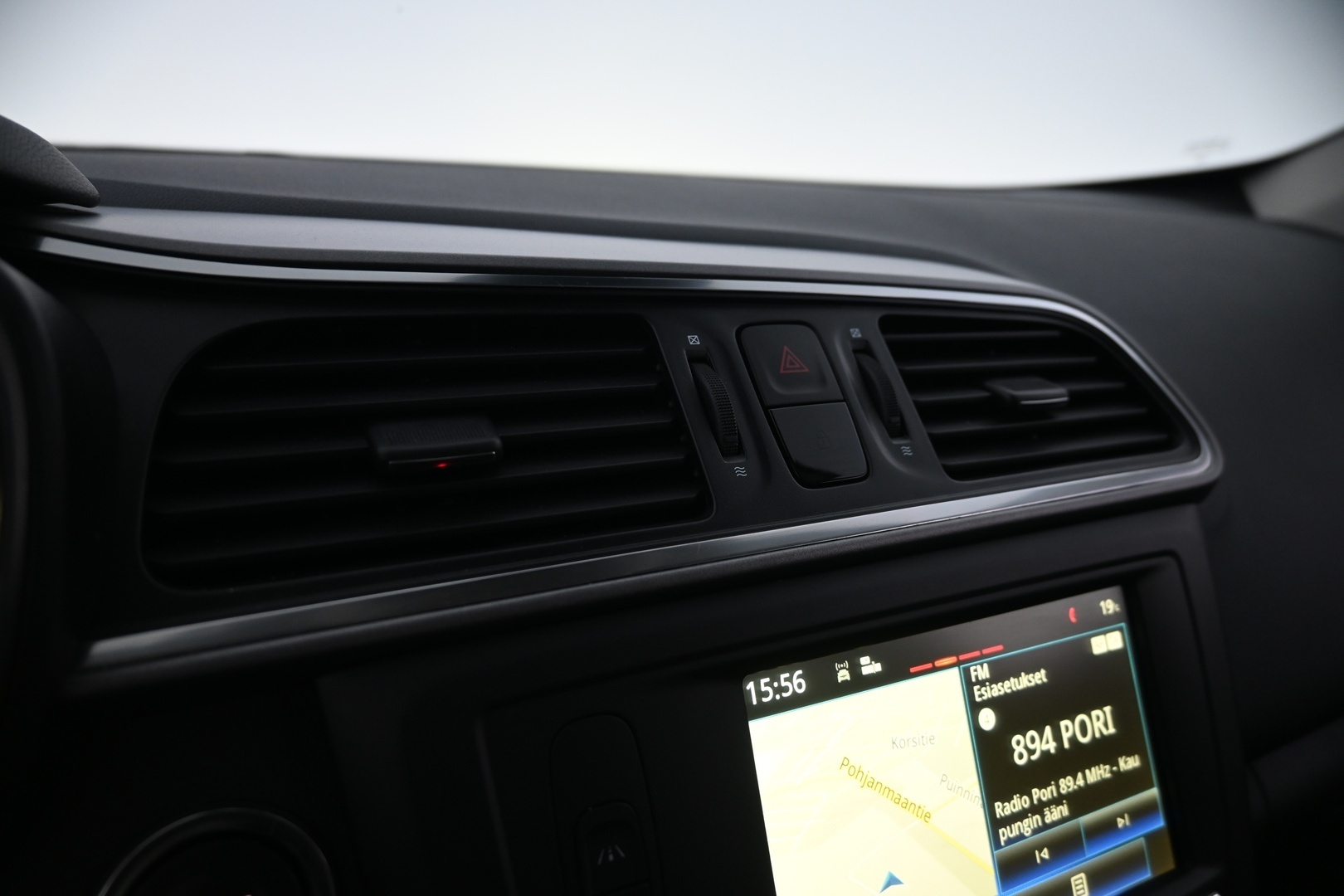 RENAULT Kadjar 2016