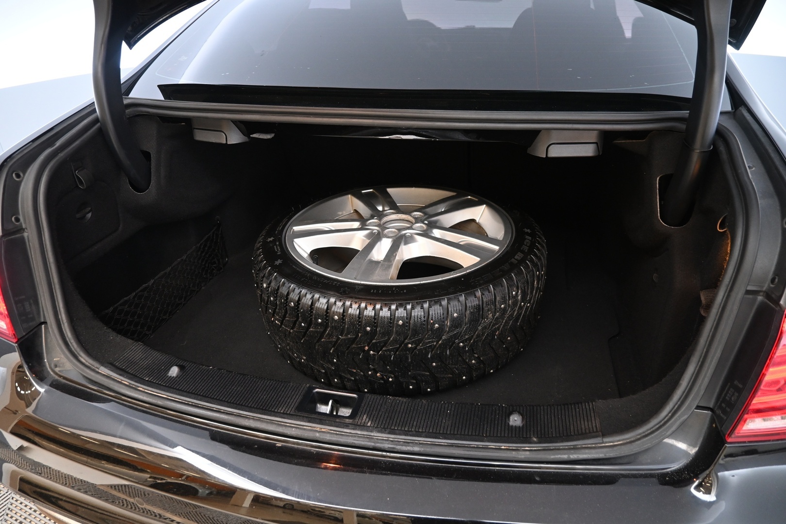 MERCEDES-BENZ E 2014