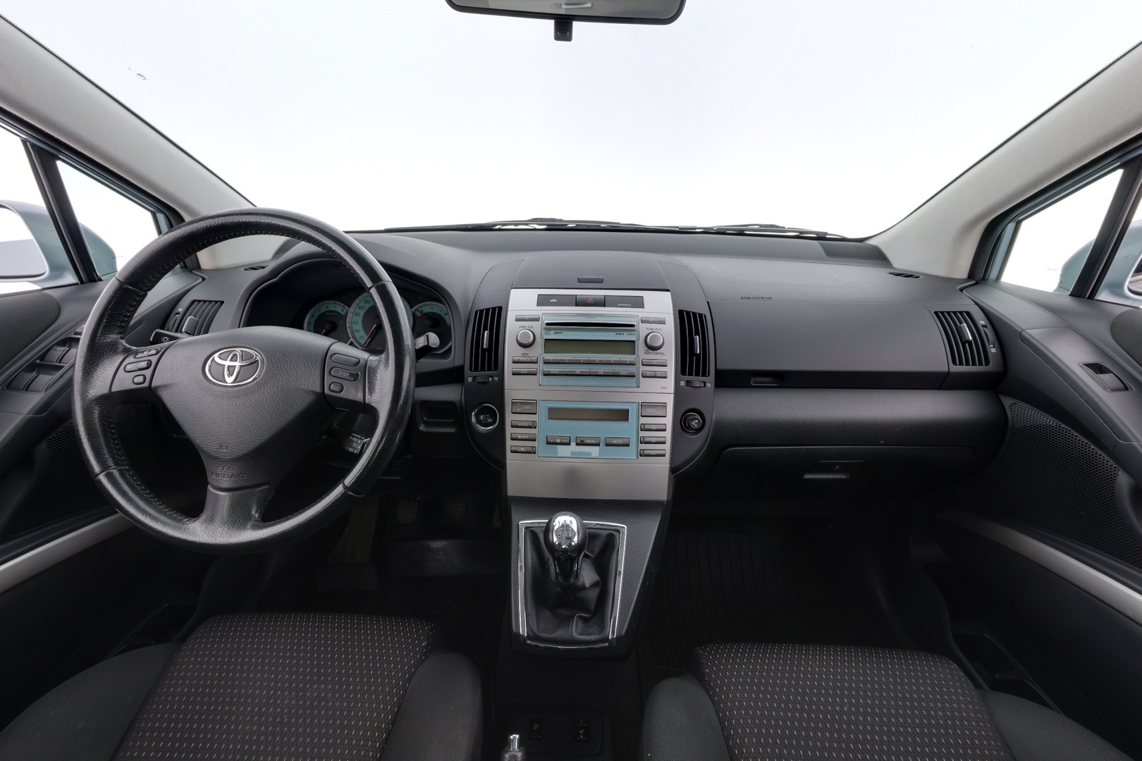 TOYOTA Corolla Verso 2008