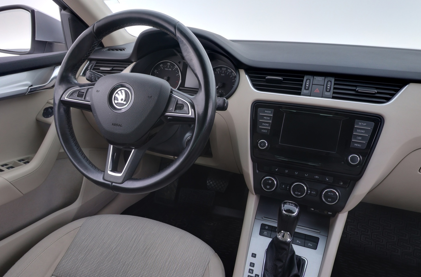 SKODA Octavia 2014