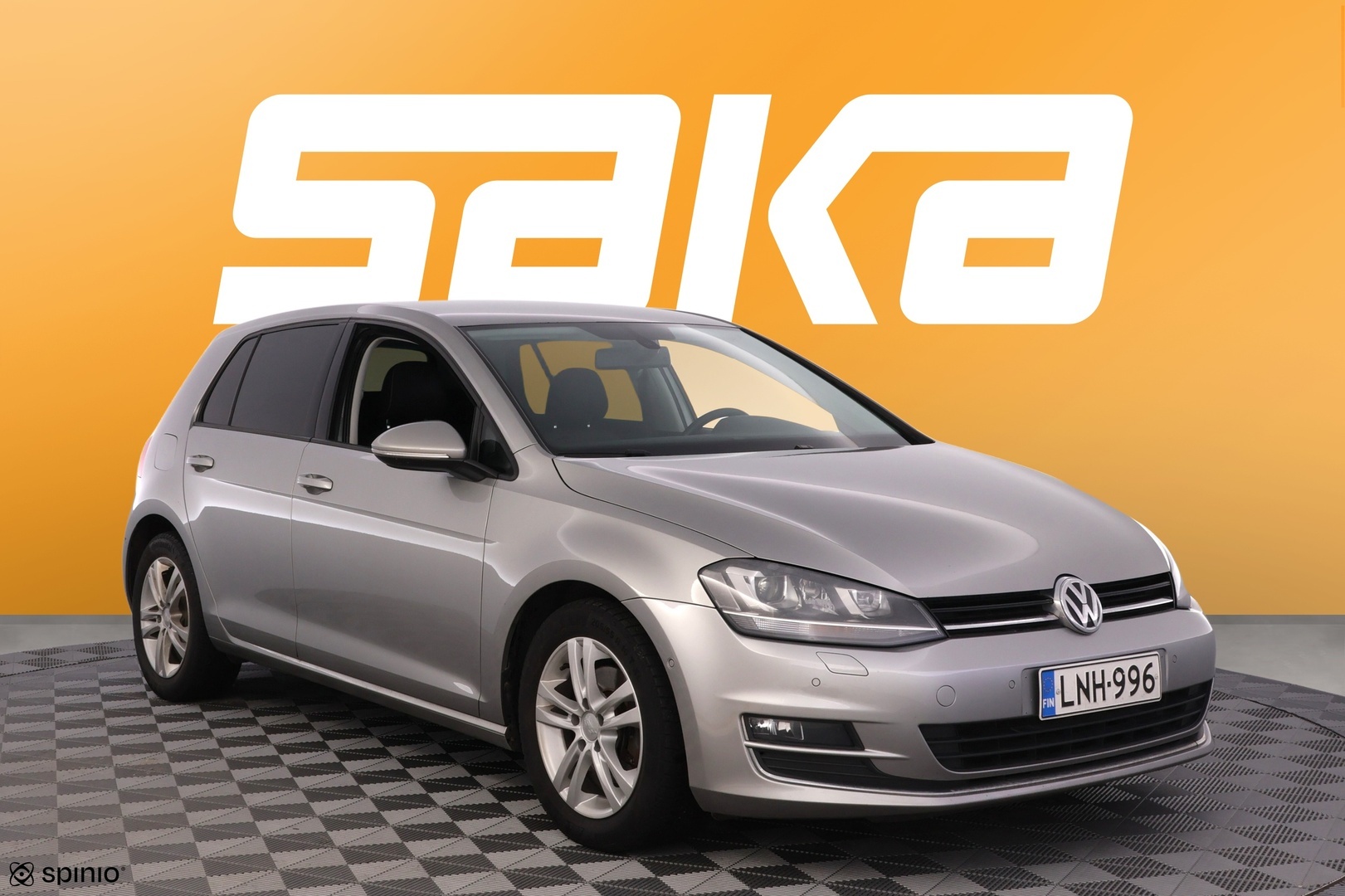 VOLKSWAGEN Golf 2013