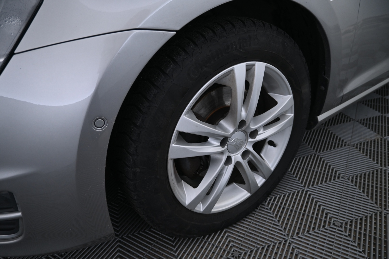 VOLKSWAGEN Golf 2013