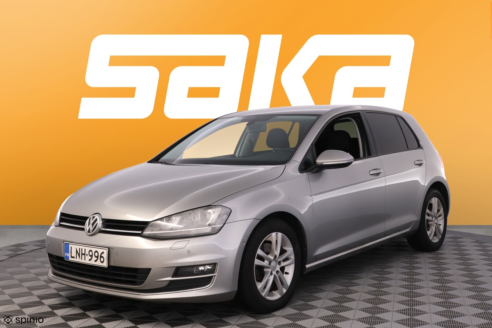 VOLKSWAGEN Golf 2013