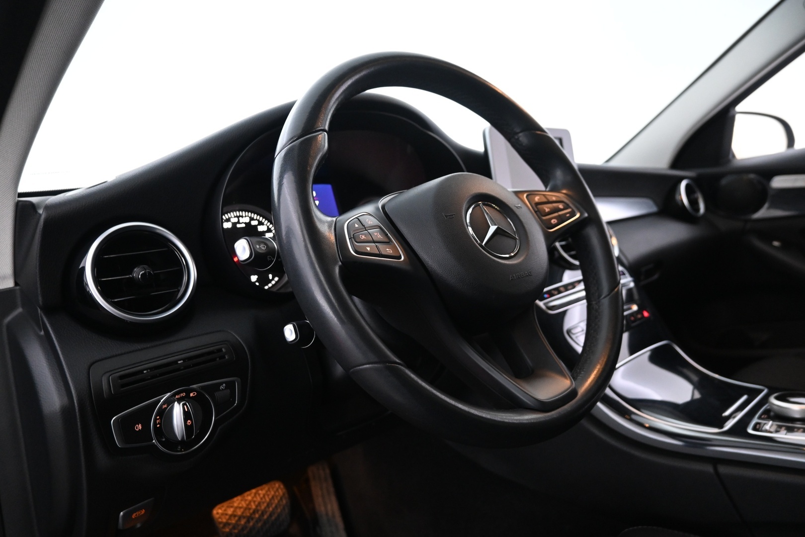 MERCEDES-BENZ C 2017