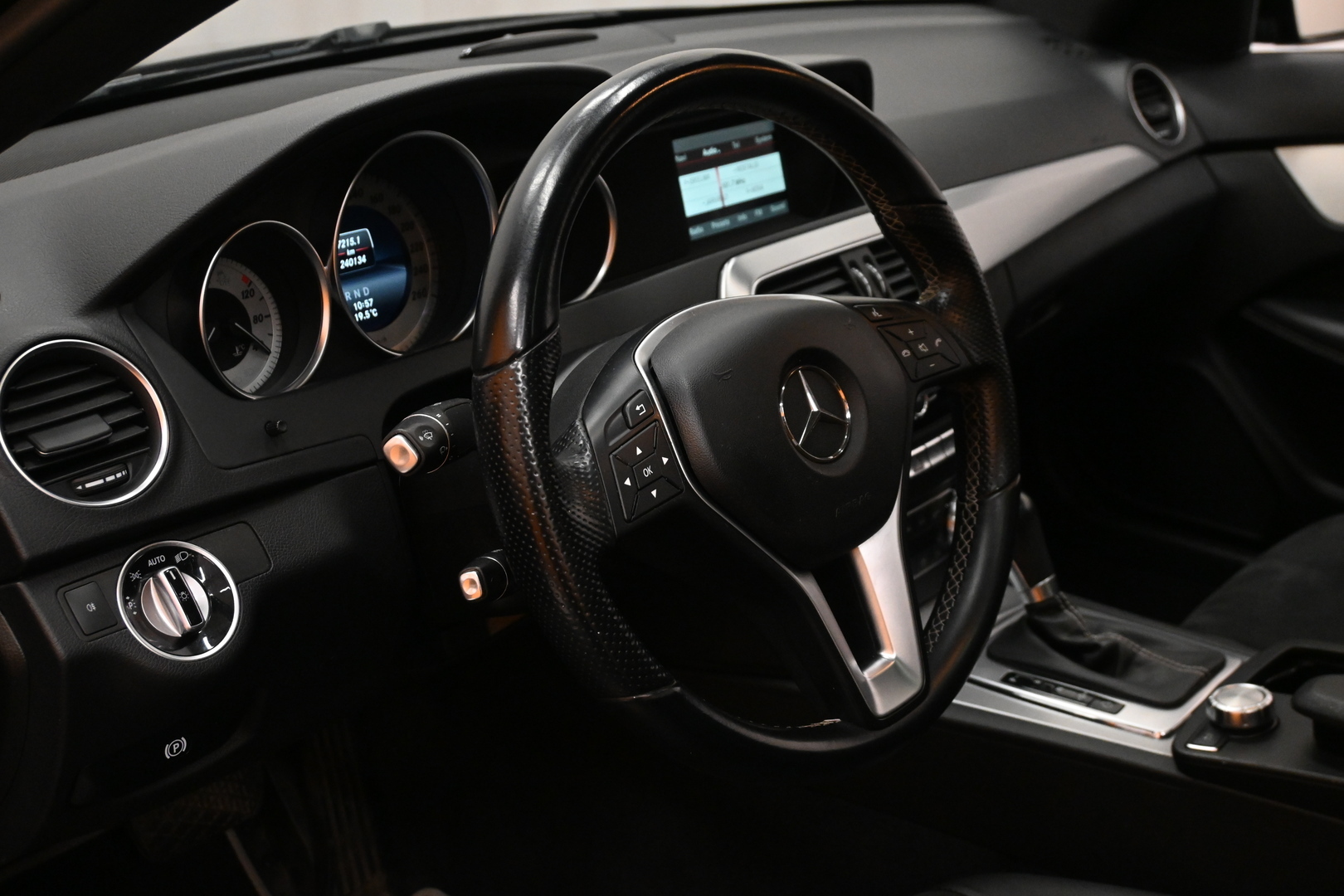MERCEDES-BENZ C 2013