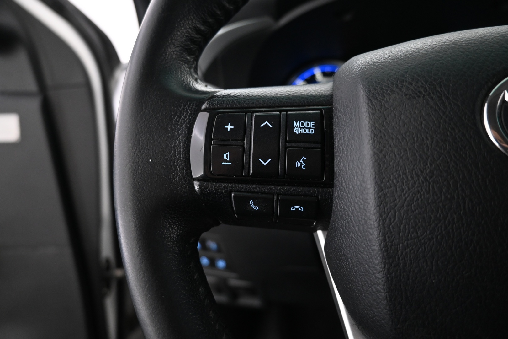 TOYOTA Hilux 2016