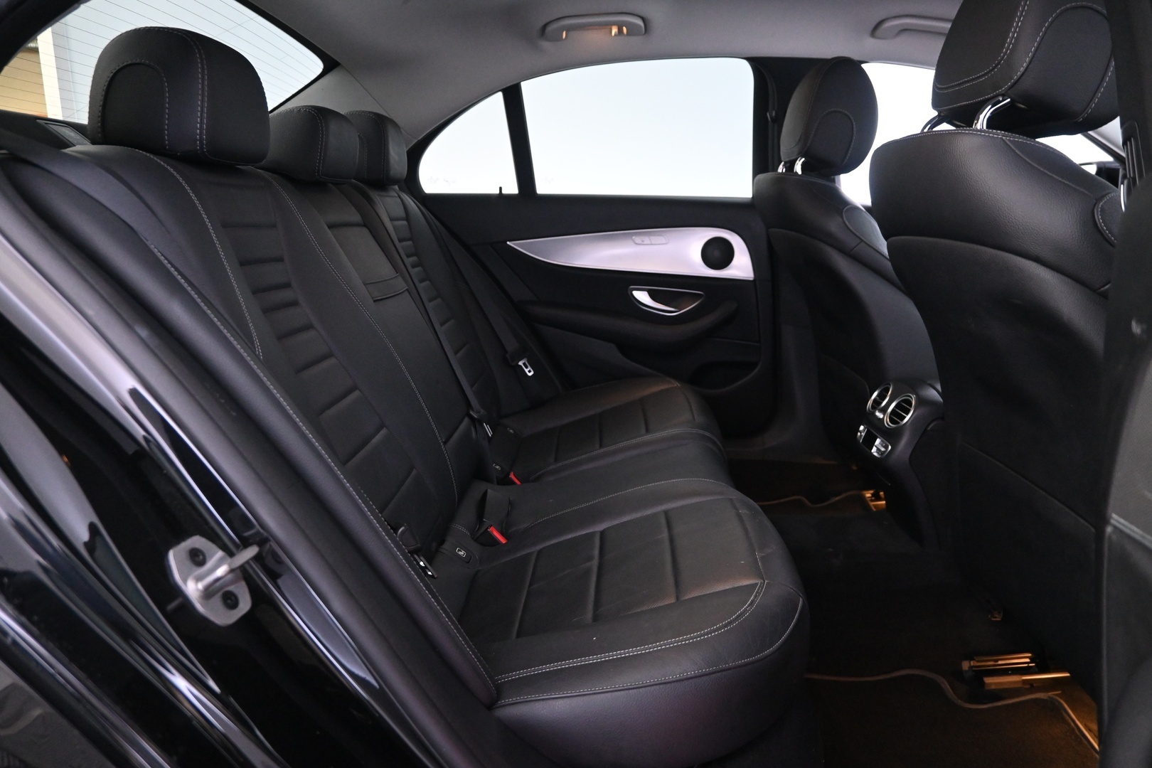 MERCEDES-BENZ E 2019