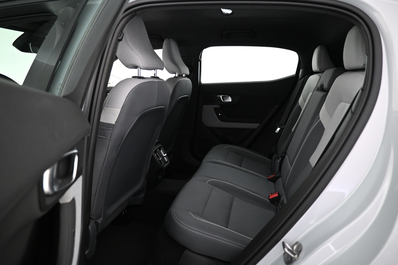 POLESTAR 2 2023