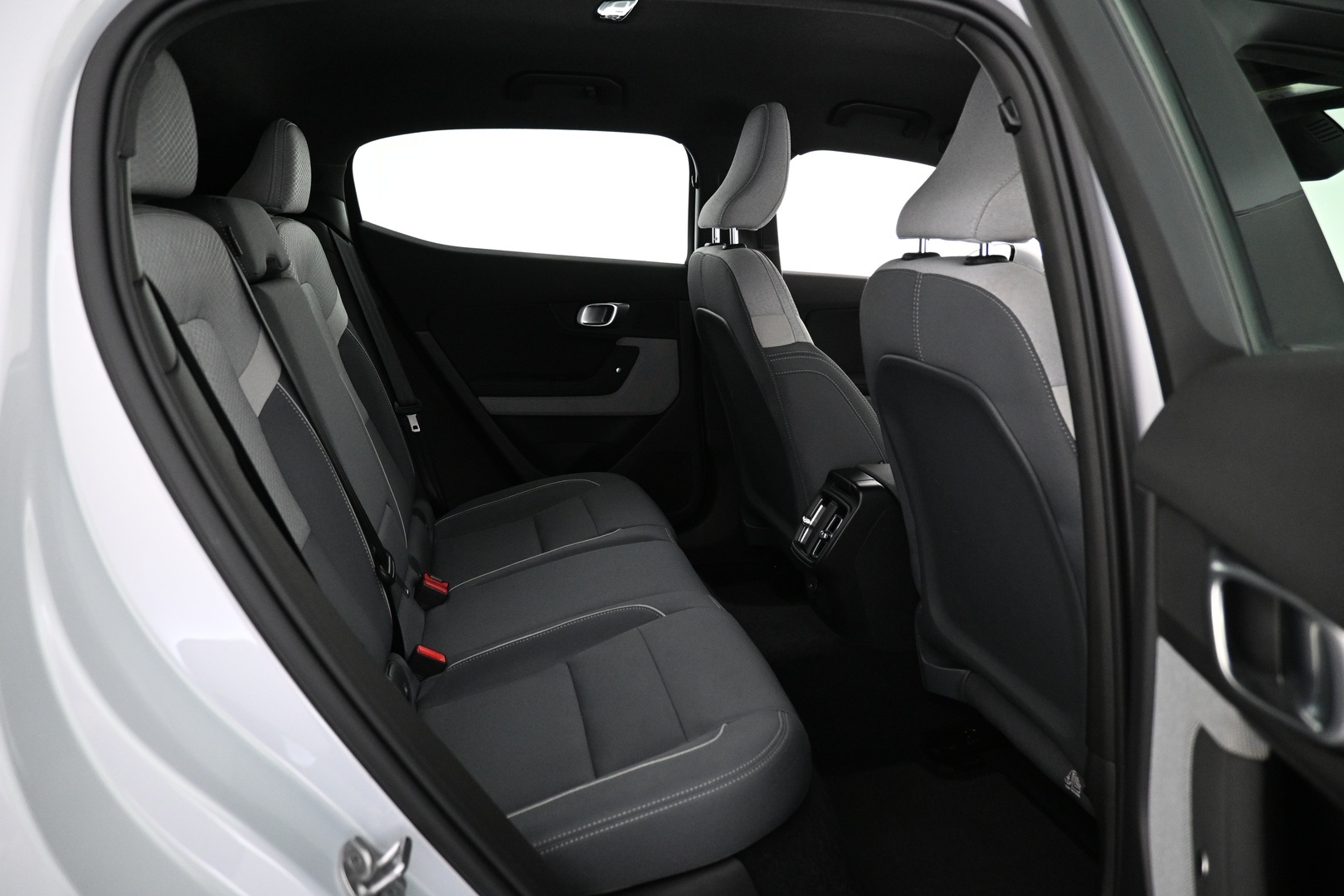 POLESTAR 2 2023