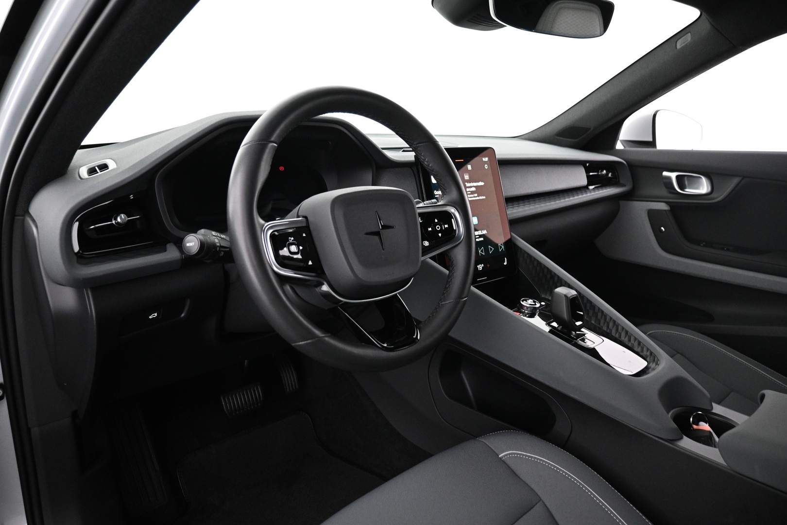 POLESTAR 2 2023