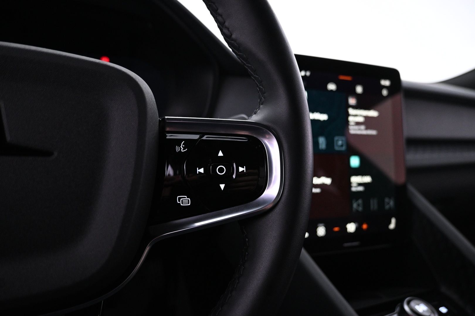 POLESTAR 2 2023