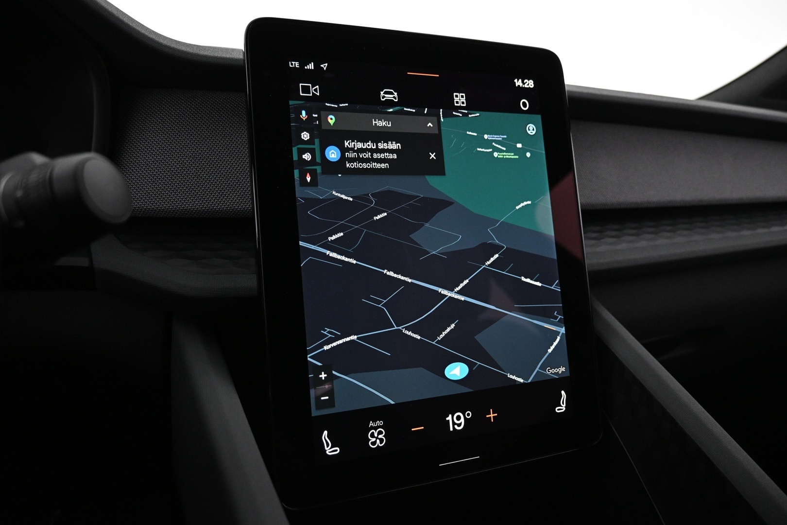 POLESTAR 2 2023