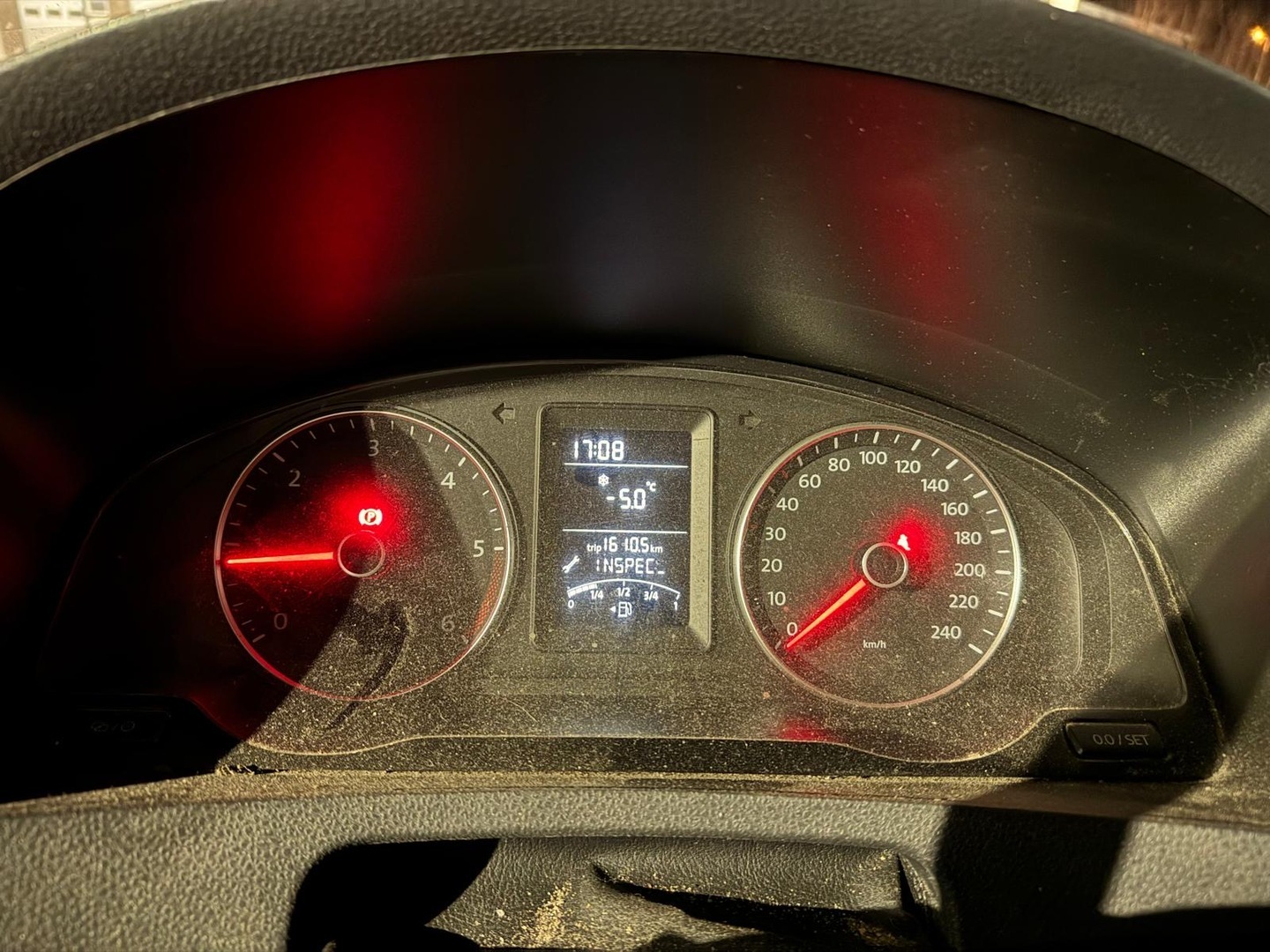 VOLKSWAGEN Transporter 2014