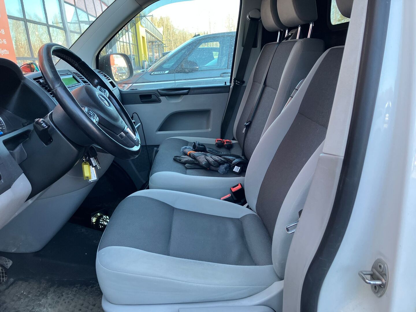 VOLKSWAGEN Transporter 2014