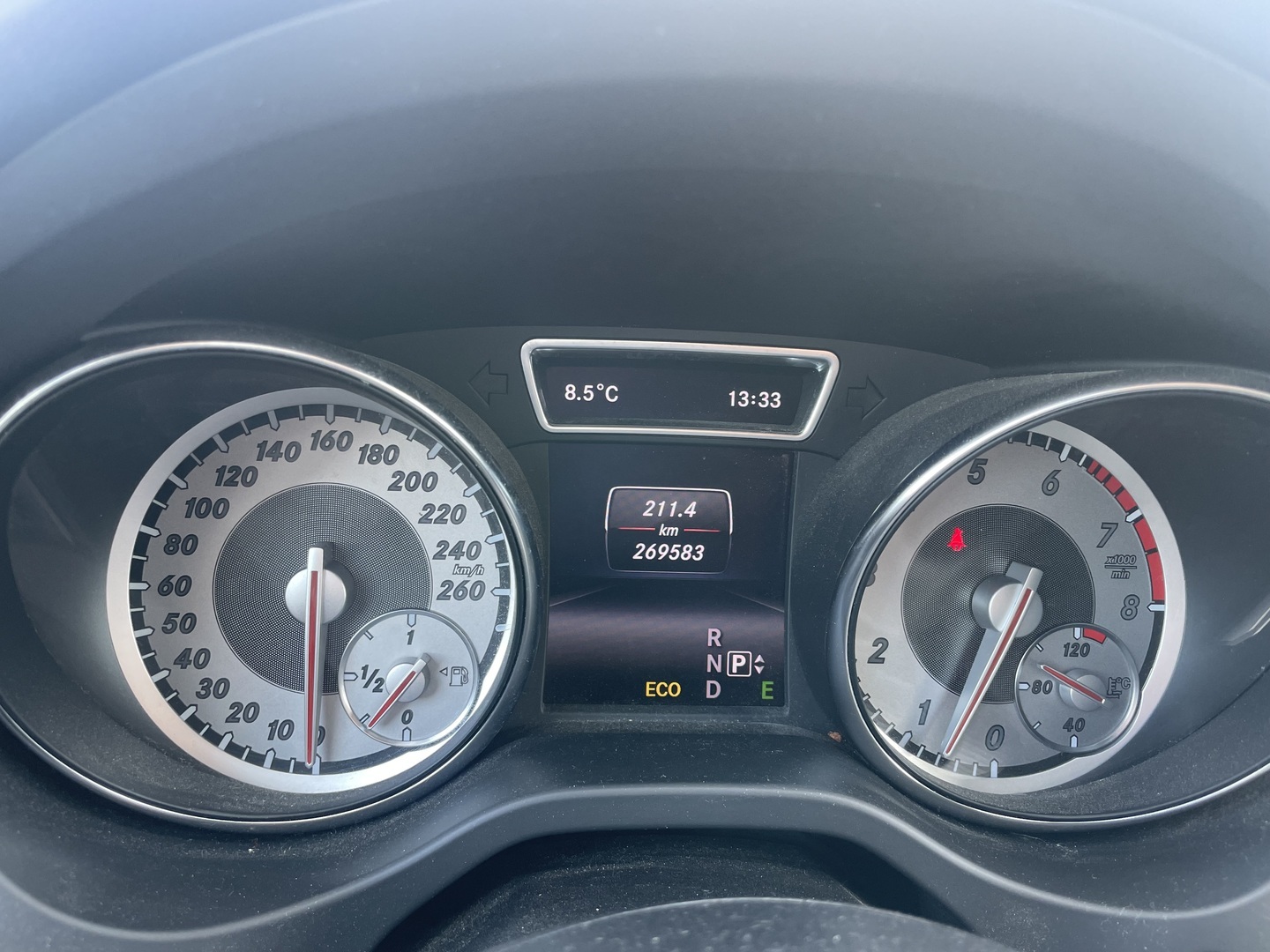 MERCEDES-BENZ CLA 2015