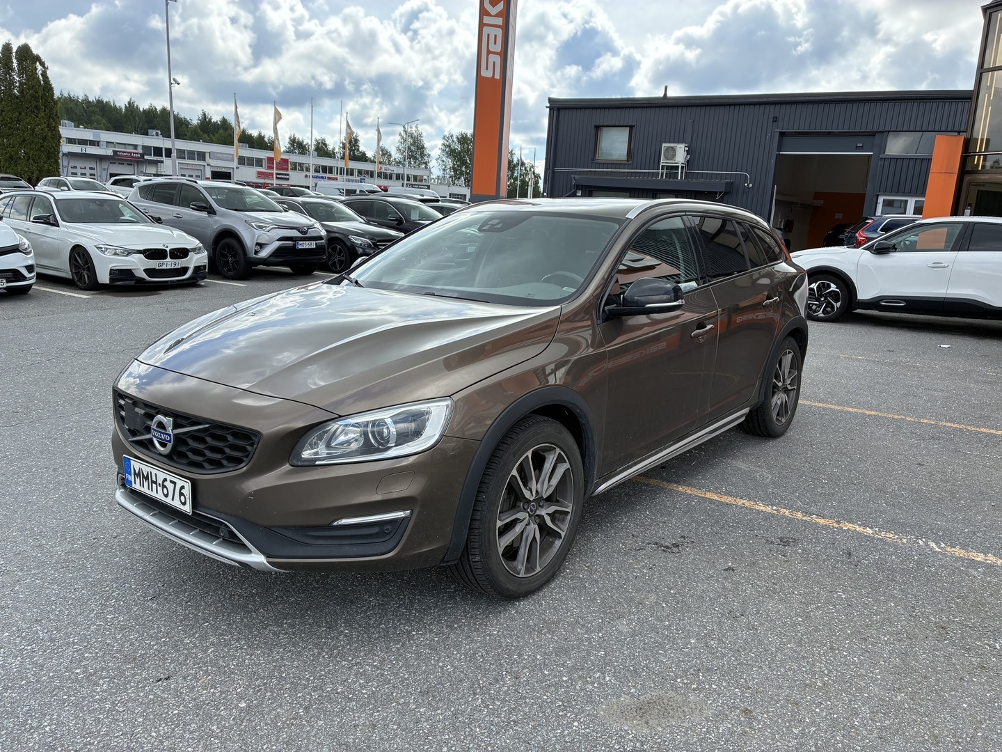 VOLVO V60 Cross Country 2016
