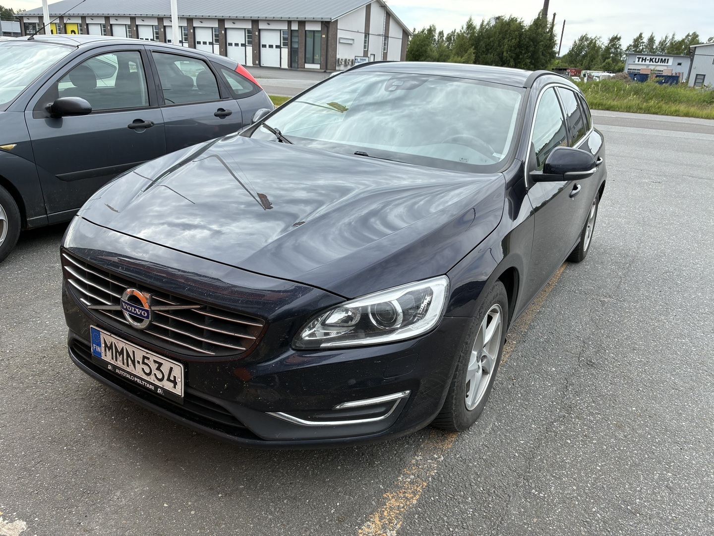 VOLVO V60 2016