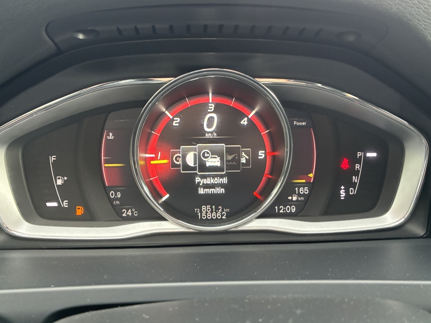 VOLVO V60 2017
