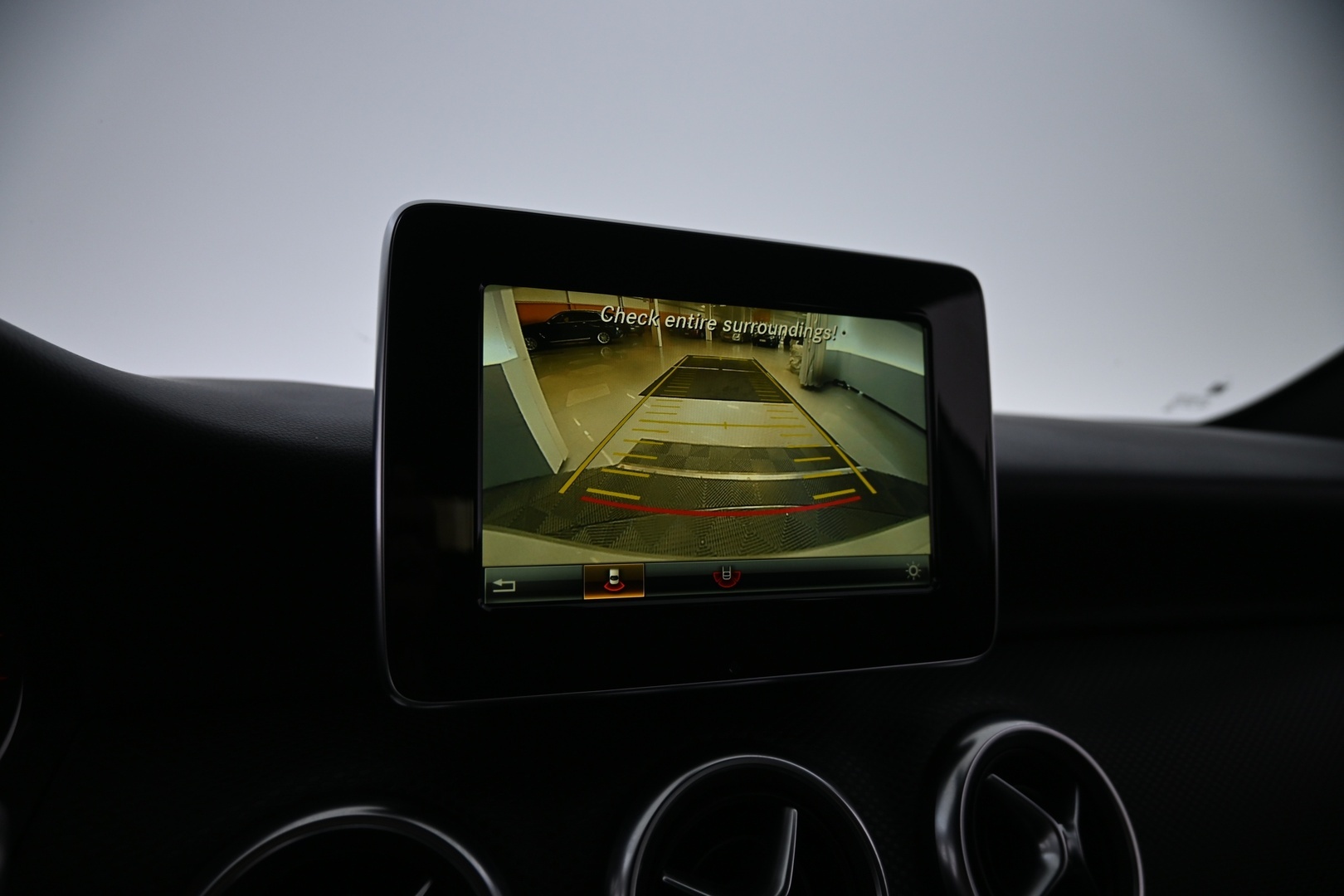 MERCEDES-BENZ A 2018