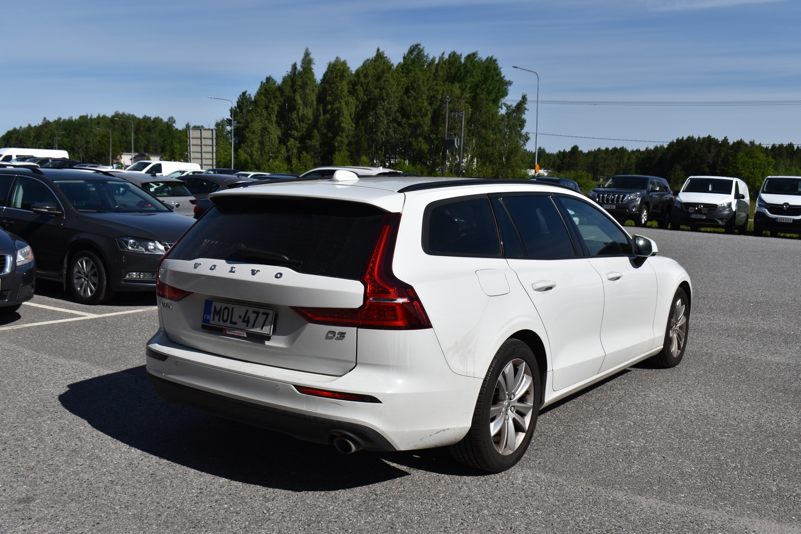 VOLVO V60 2020