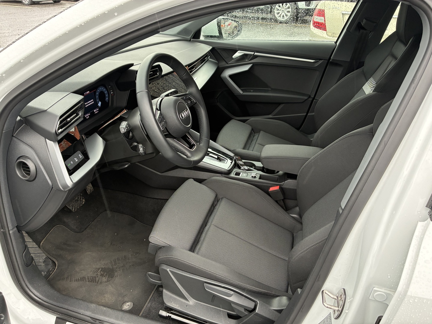 AUDI A3 2025