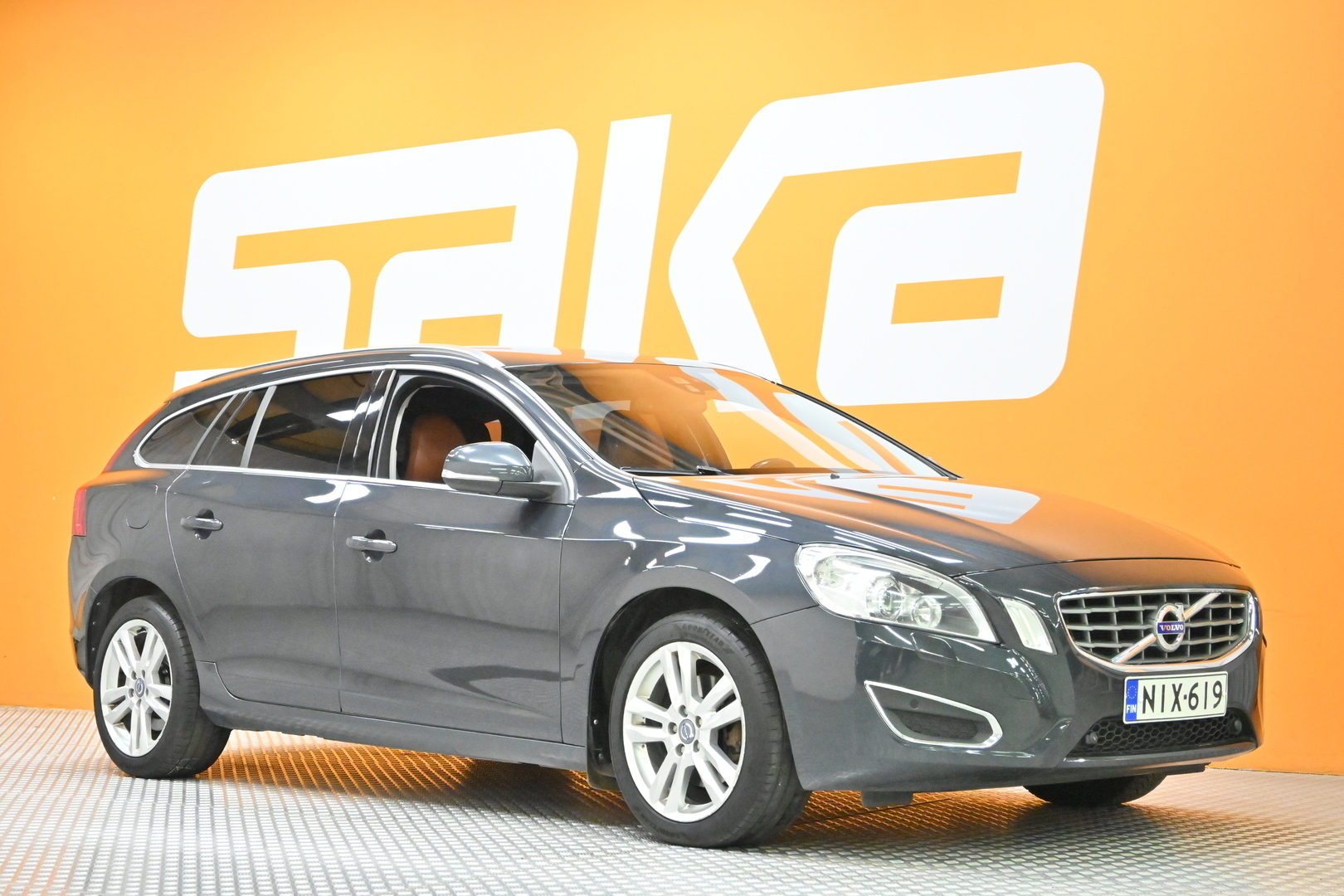 VOLVO V60 2012