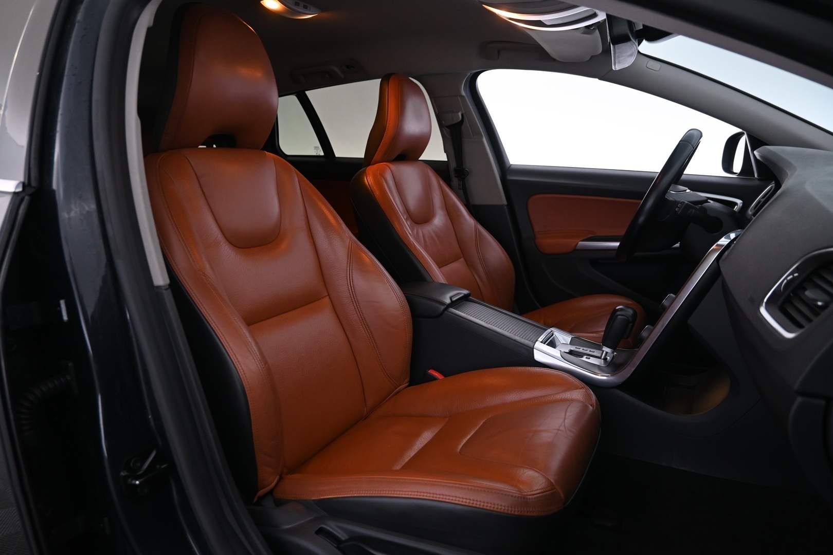 VOLVO V60 2012