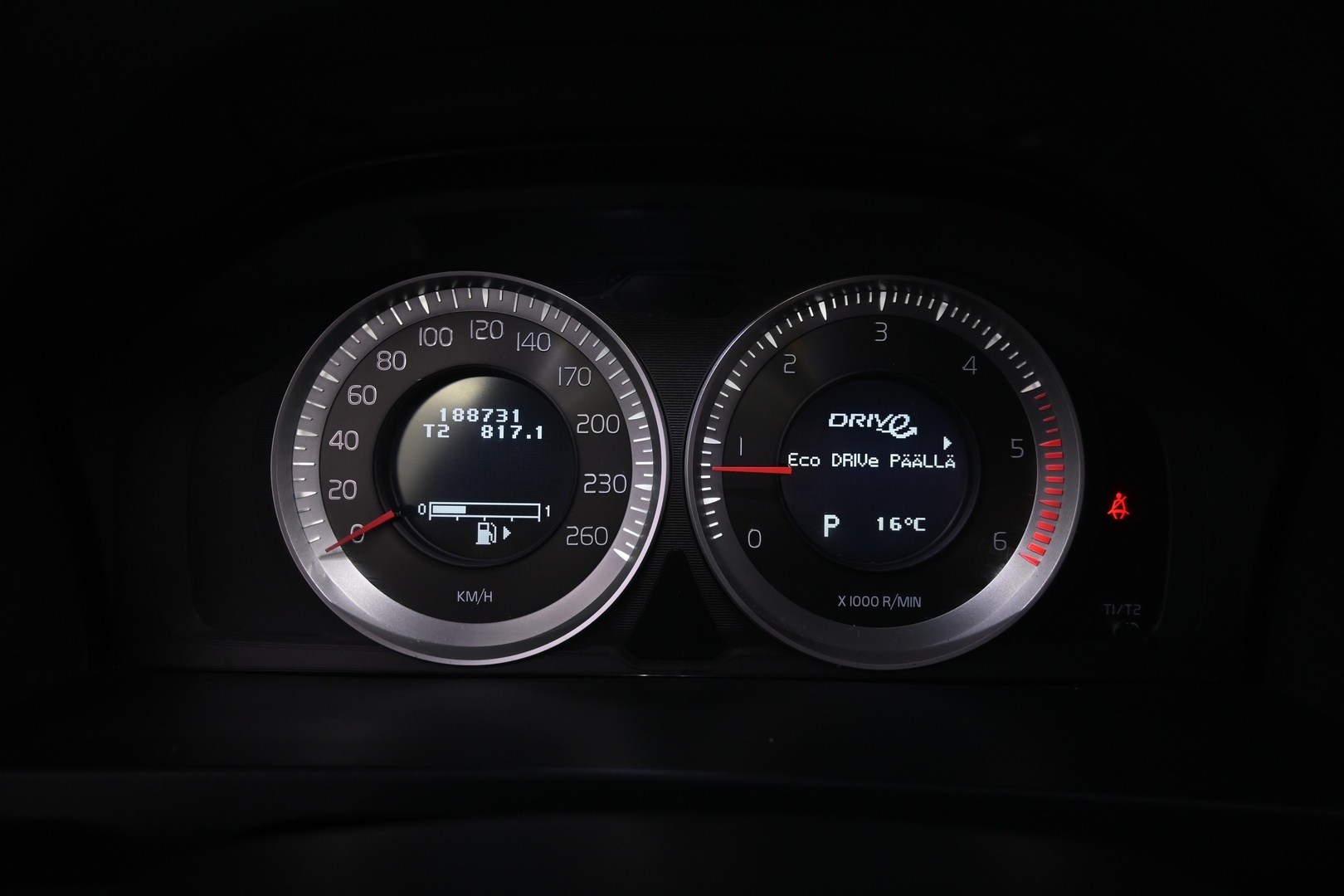 VOLVO V60 2012