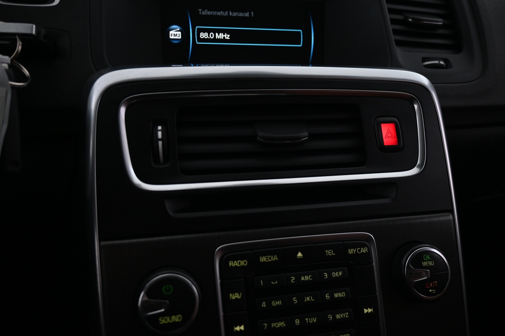 VOLVO V60 2012