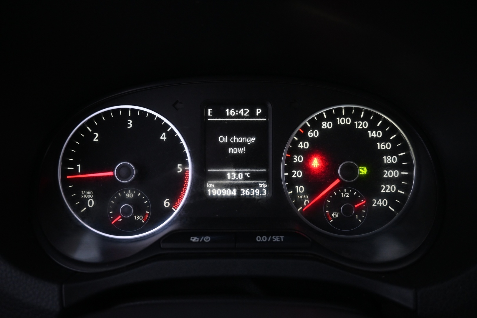 VOLKSWAGEN Amarok 2014