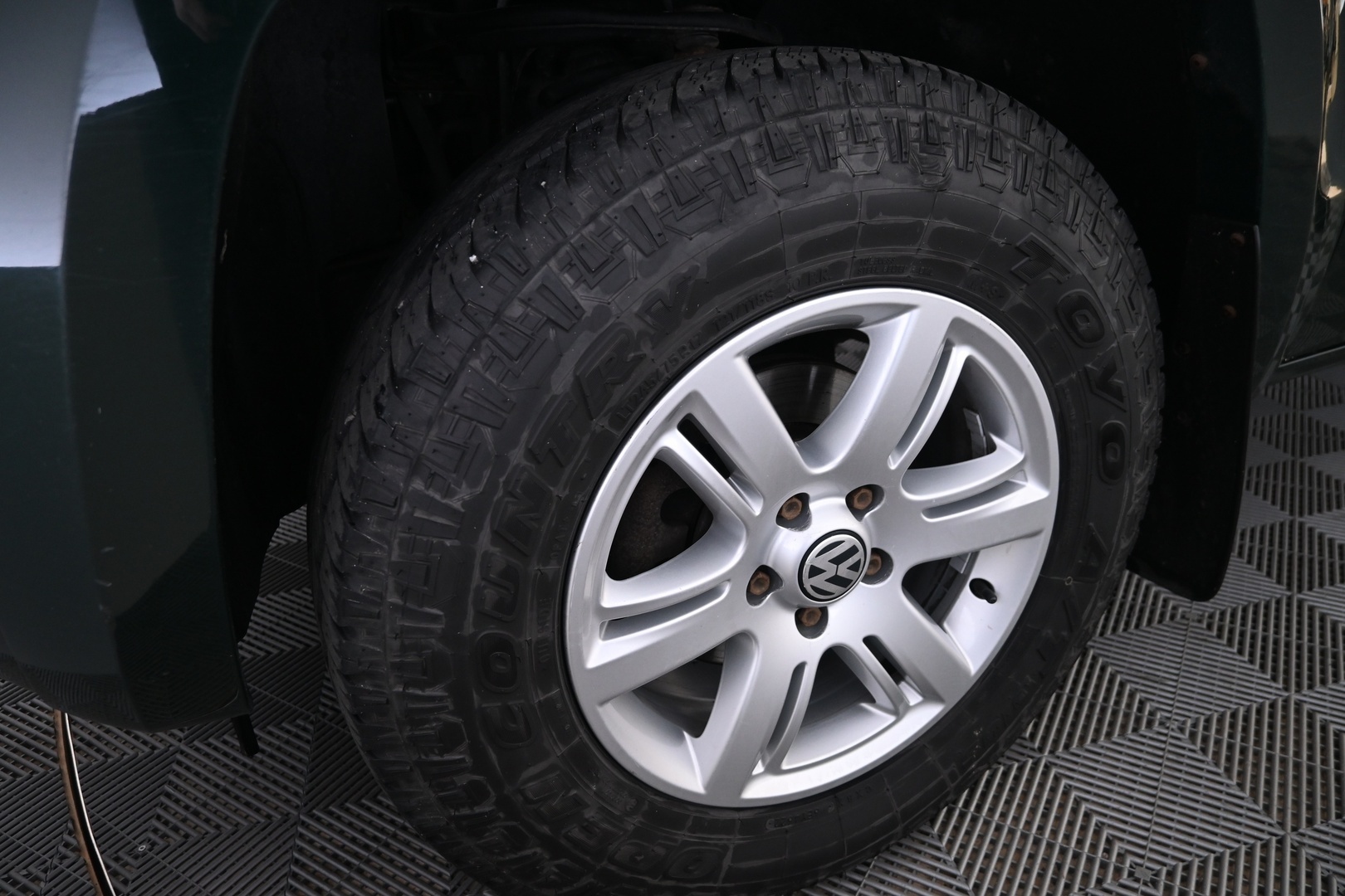 VOLKSWAGEN Amarok 2014