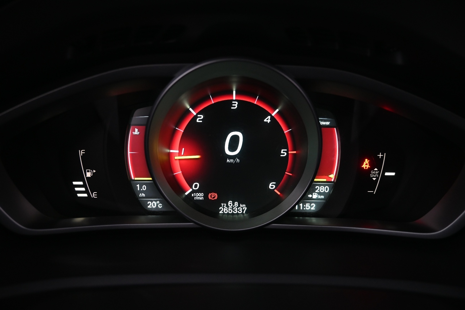 VOLVO V40 Cross Country 2014