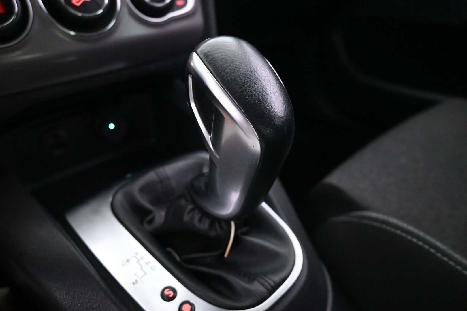 CITROEN C4 2016