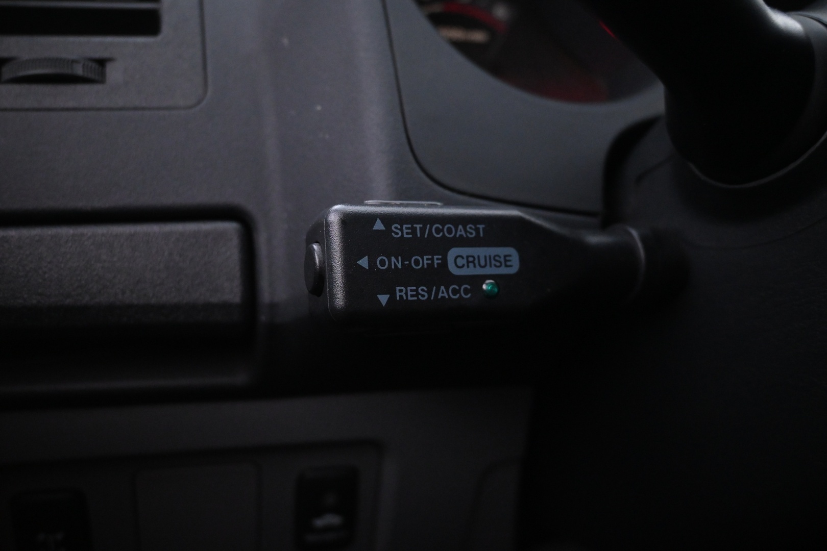 TOYOTA Hilux 2011