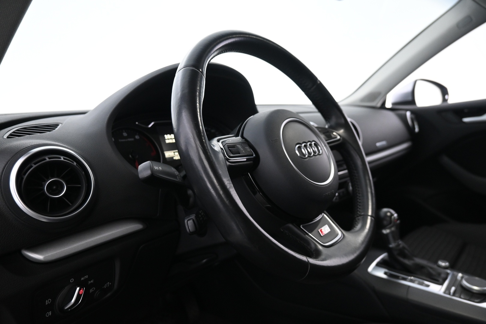 AUDI A3 2015