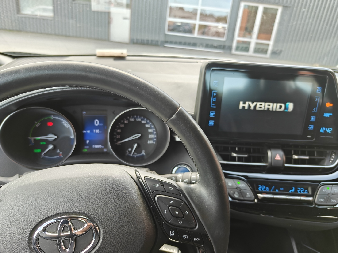 TOYOTA C-HR 2019