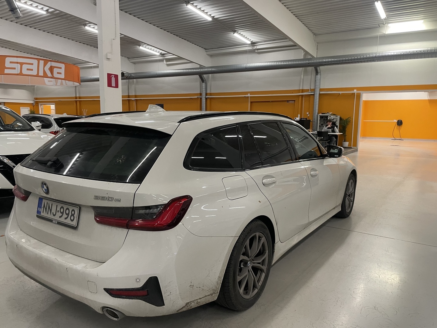 BMW 330 2021