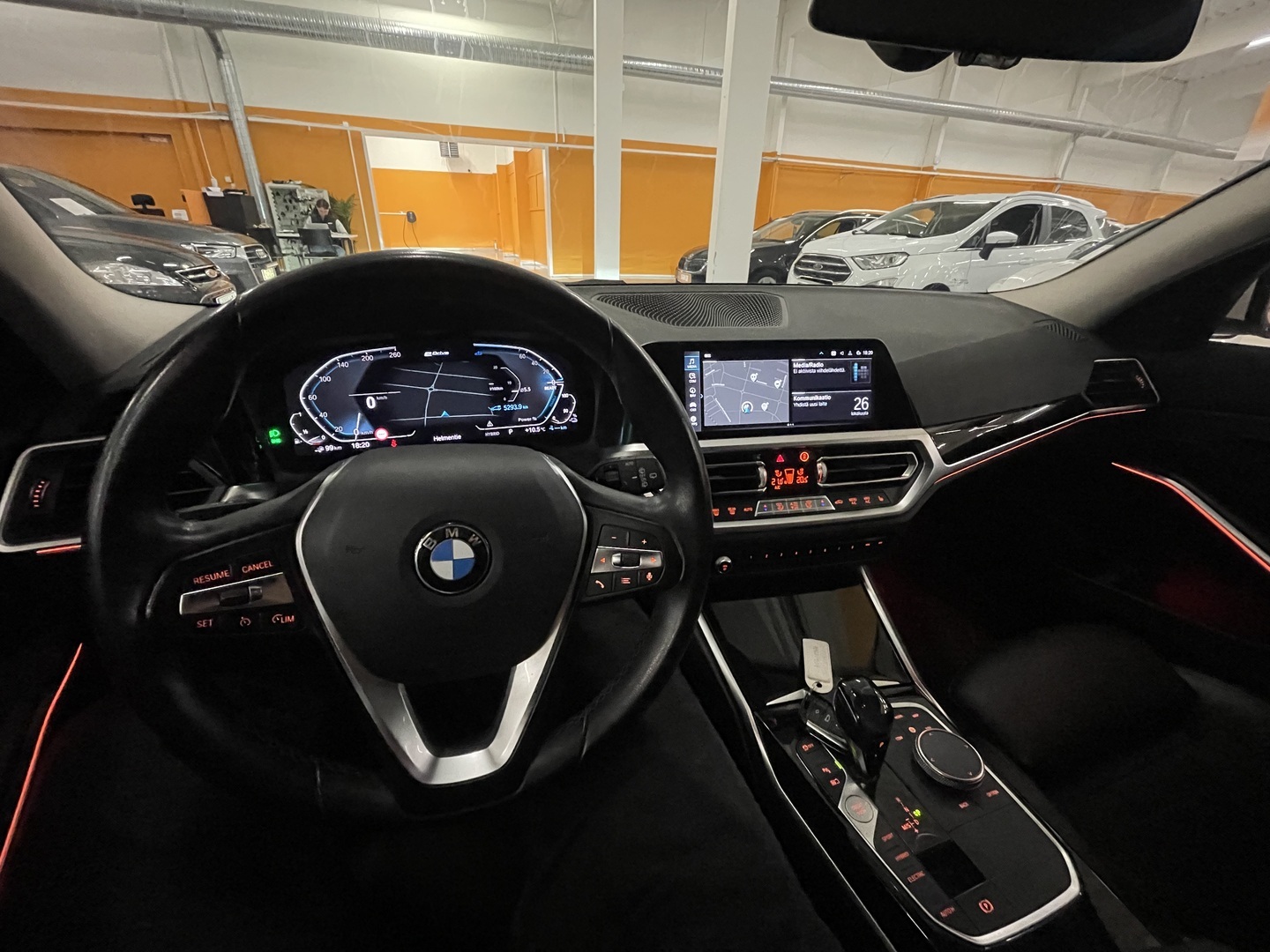 BMW 330 2021