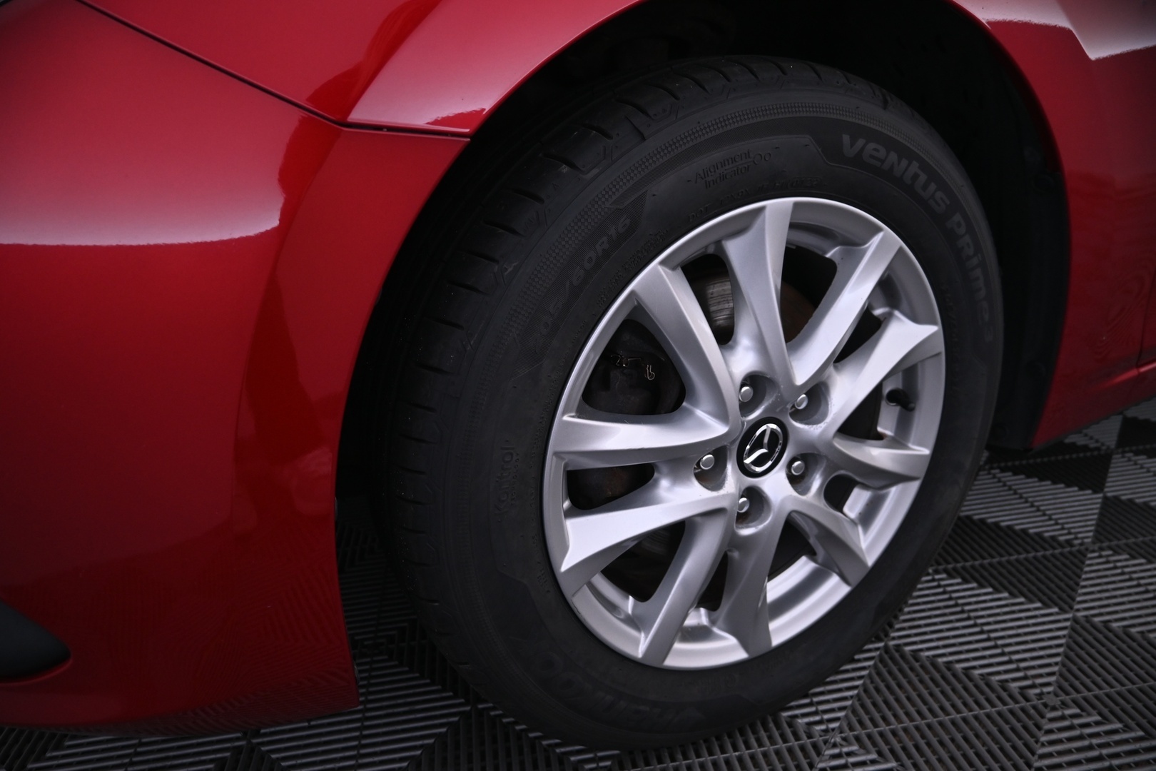 MAZDA 3 2015
