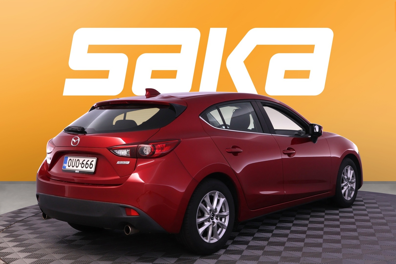 MAZDA 3 2015