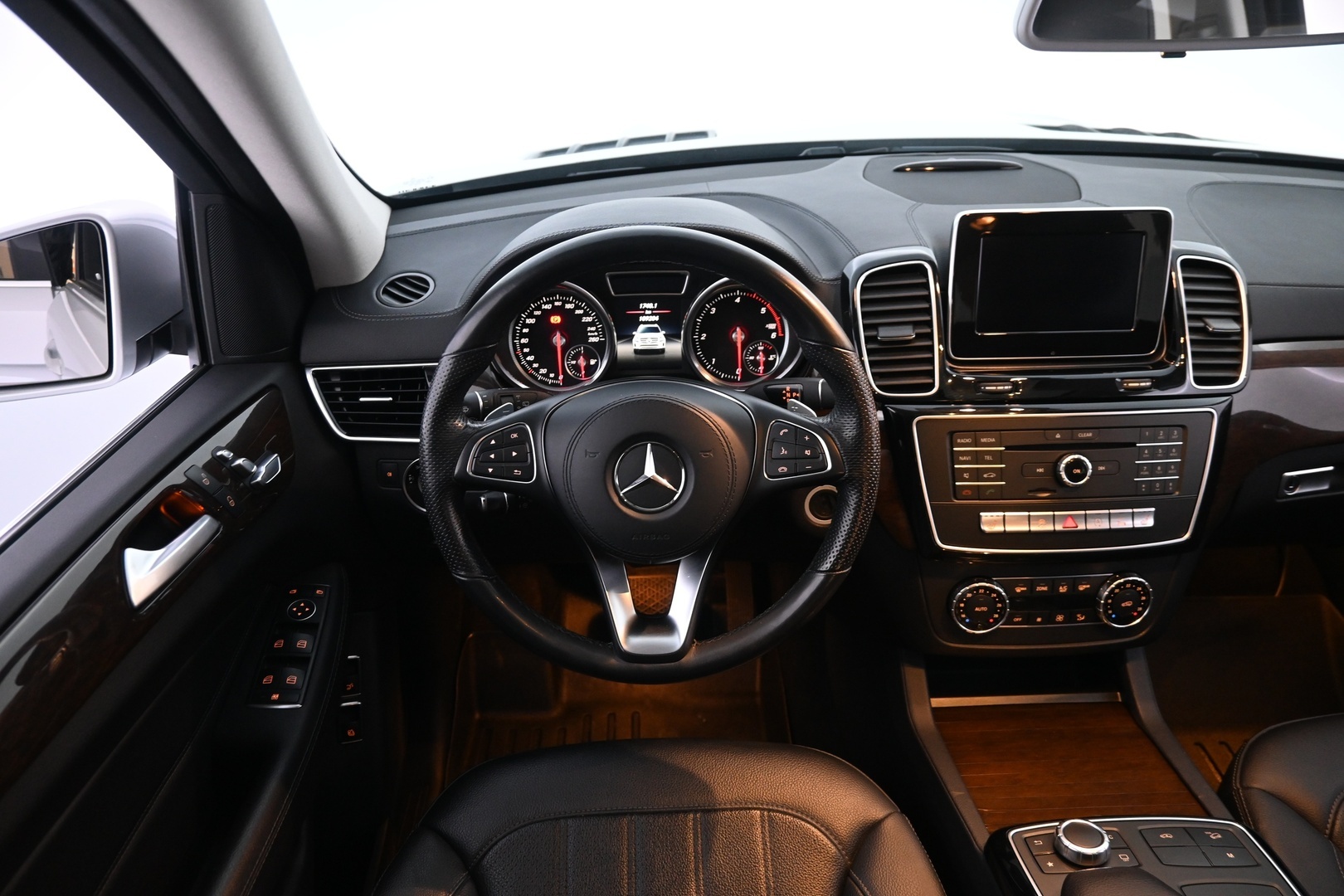 MERCEDES-BENZ GLS 2016