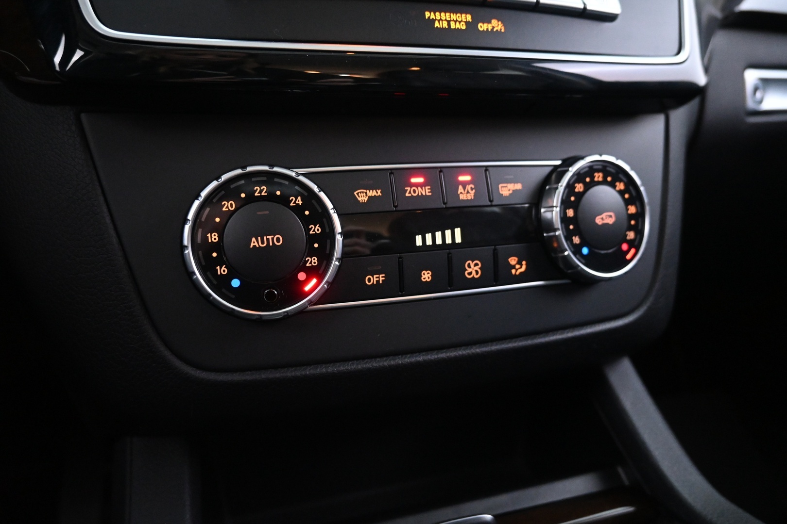 MERCEDES-BENZ GLS 2016