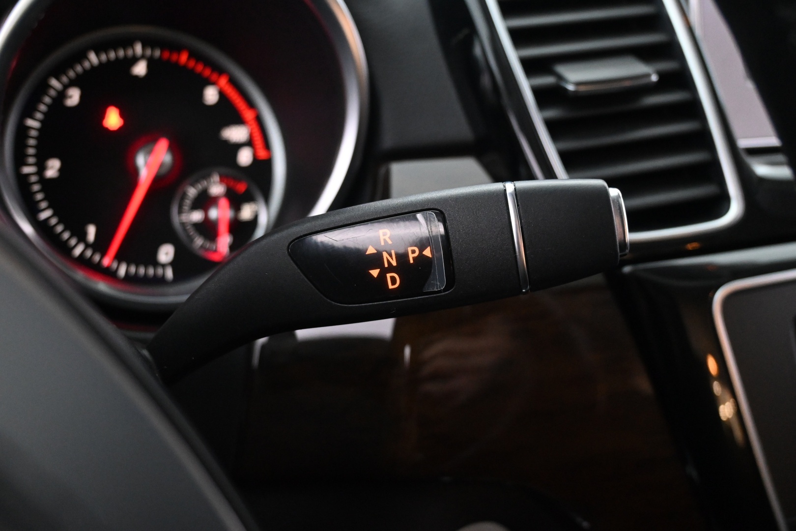 MERCEDES-BENZ GLS 2016