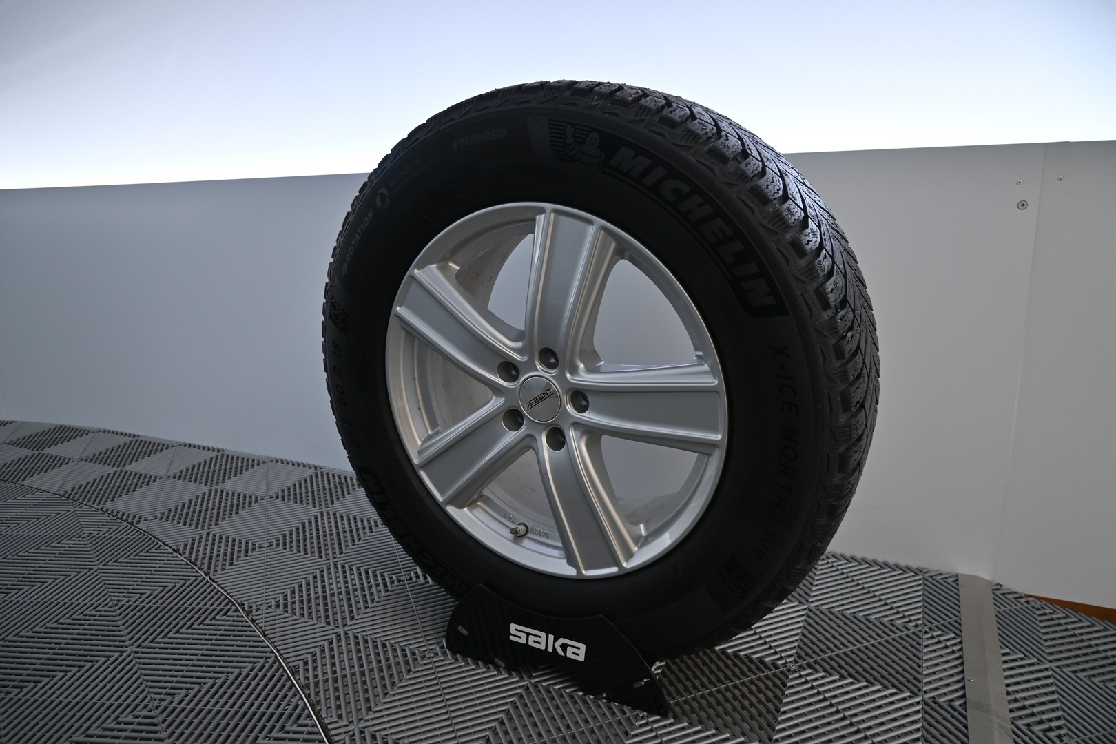 MERCEDES-BENZ GLS 2016