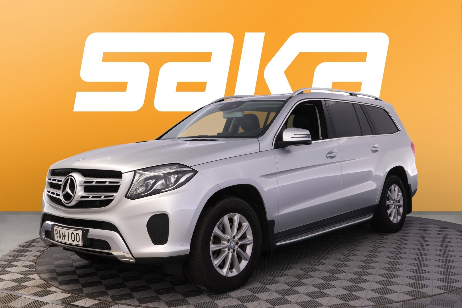 MERCEDES-BENZ GLS 2016