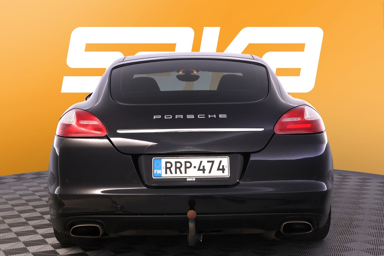 PORSCHE Panamera 2011