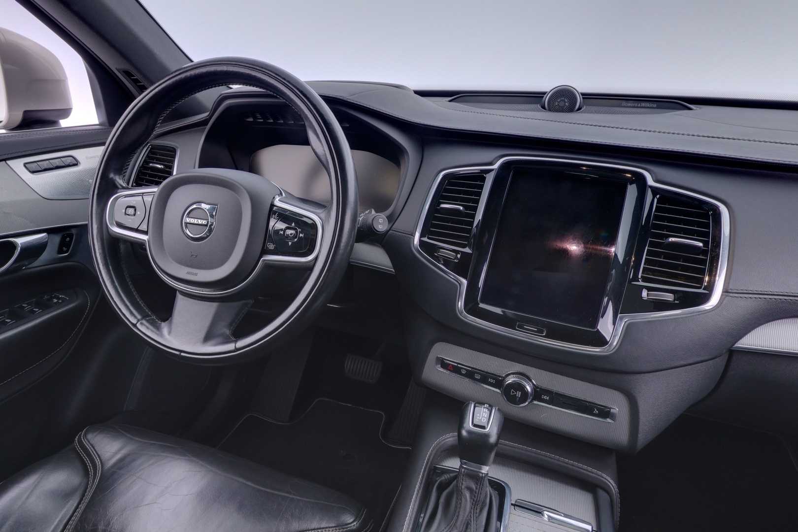 VOLVO XC90 2016